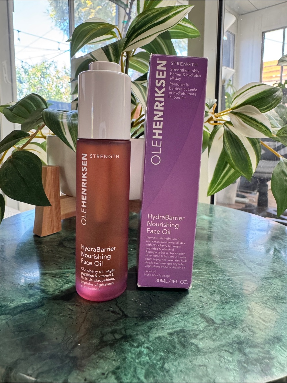 OLEHENRIKSEN HydraBarrier Nourishing Face Oil - NEW in Box 30ml